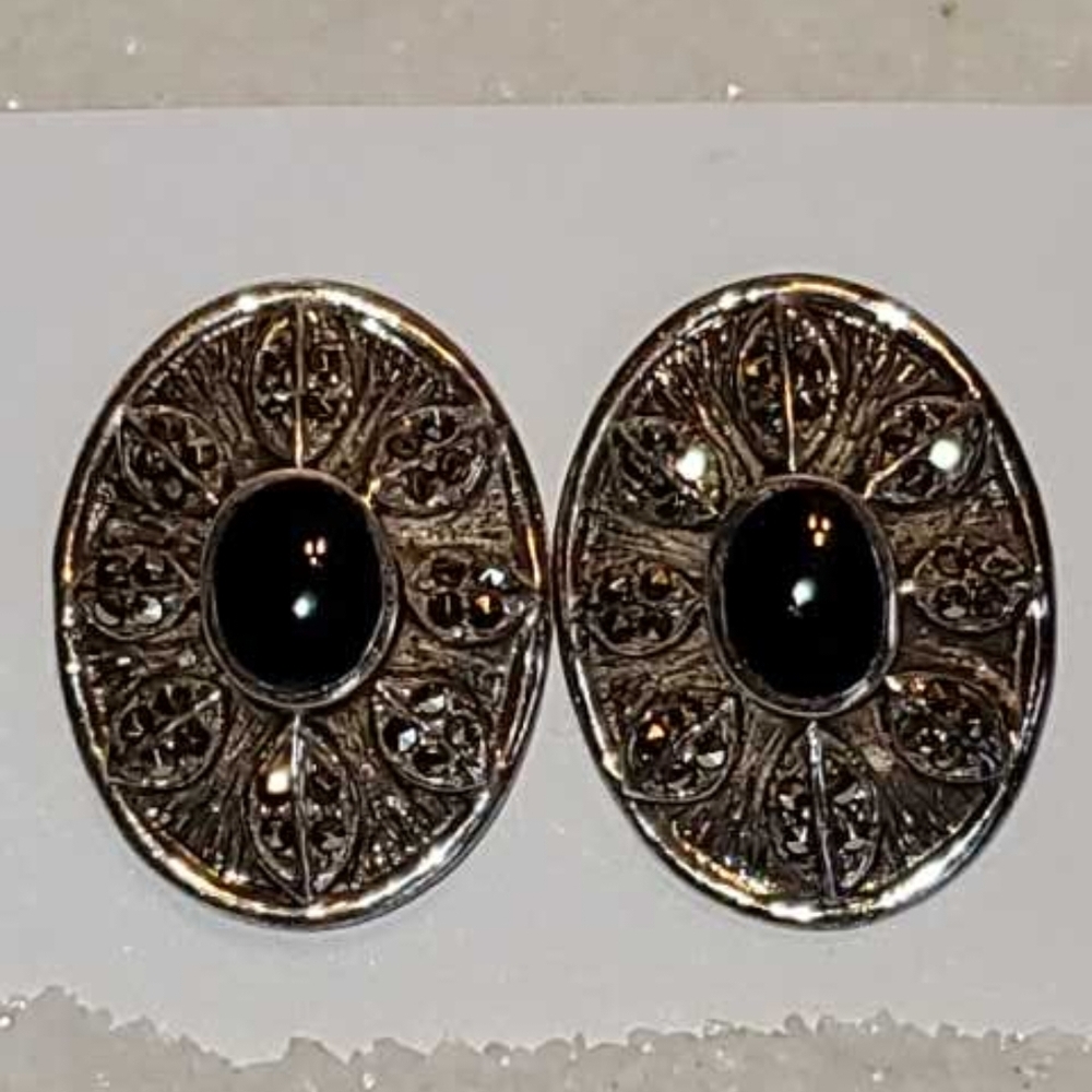 Vintage Silver and Black Stone Oval Earrings